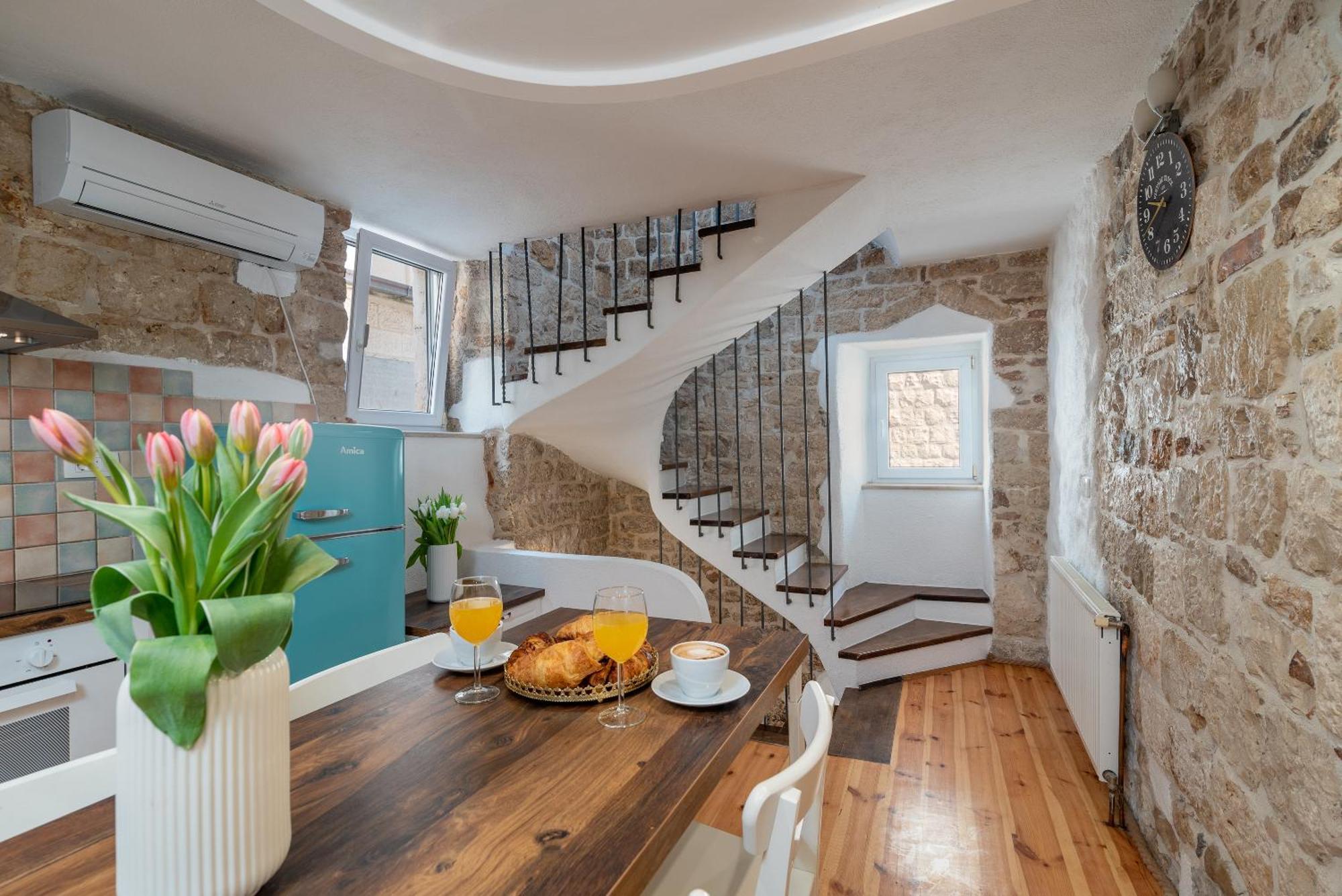 Manero Villa Trogir Exterior photo