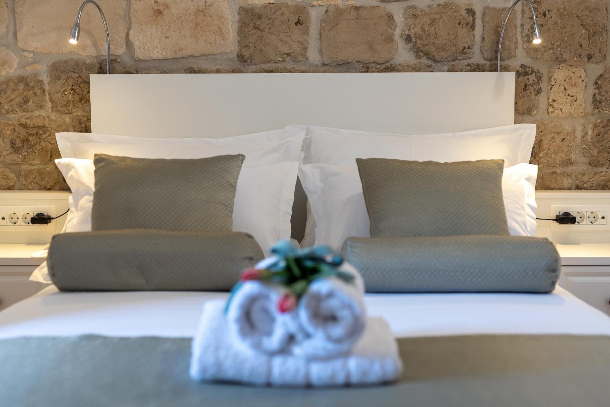 Manero Villa Trogir Exterior photo