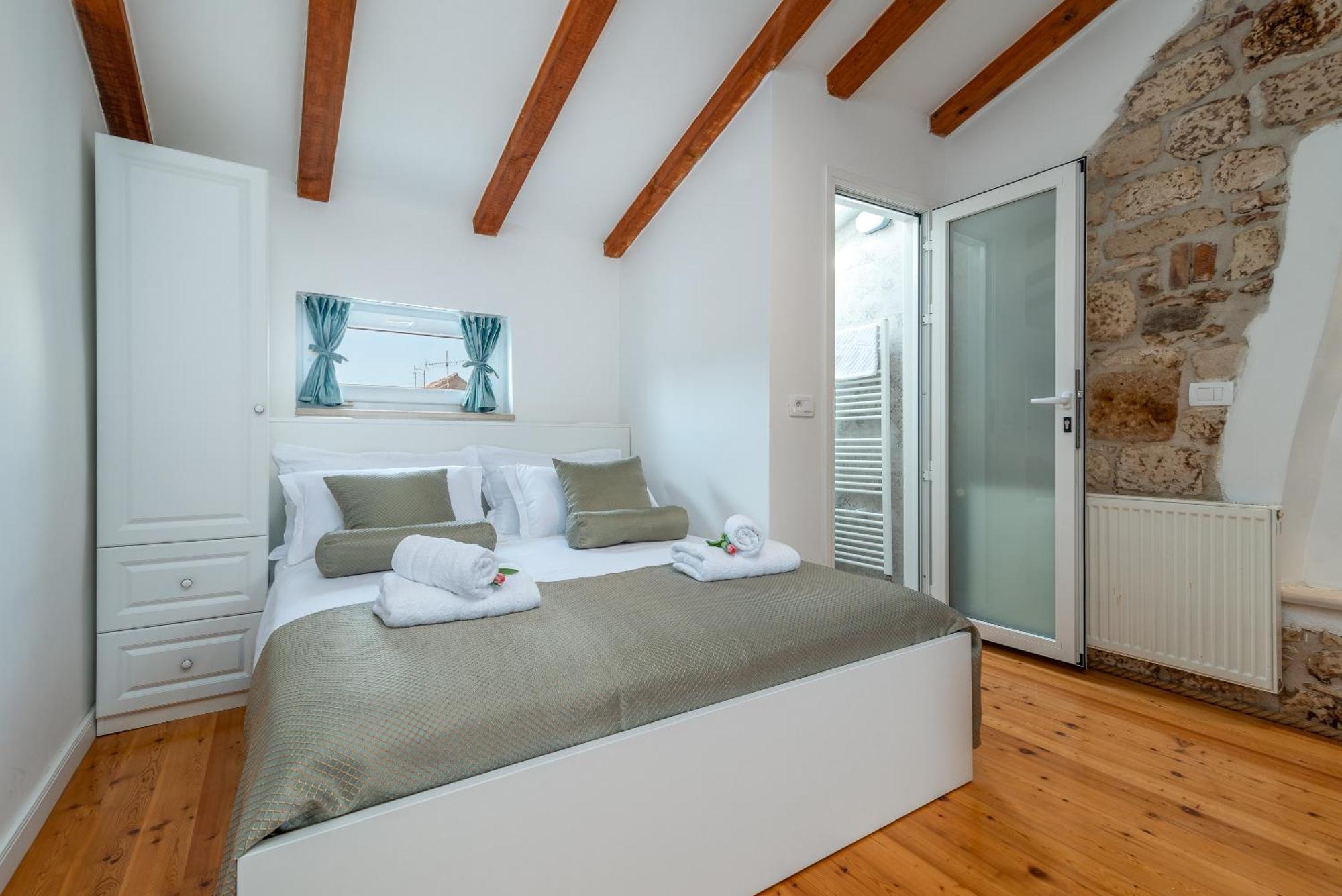 Manero Villa Trogir Exterior photo